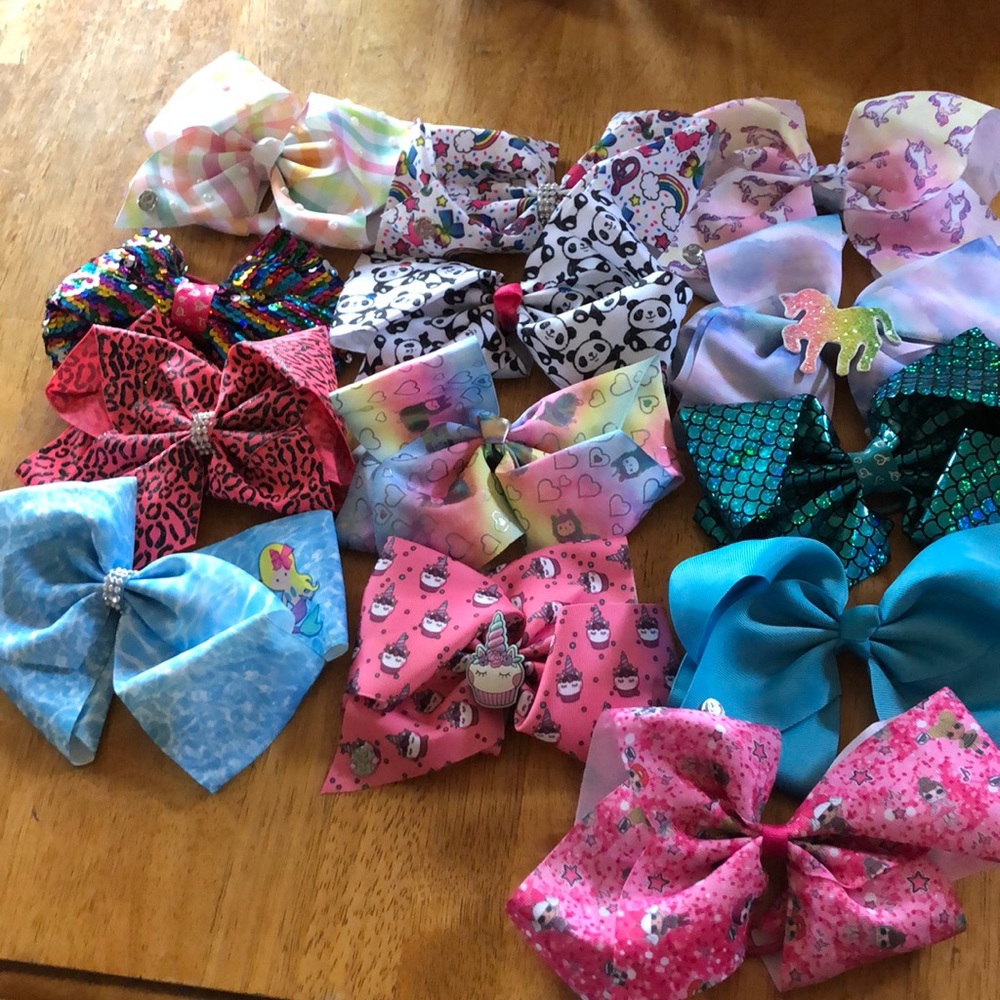 Jojo siwa bows